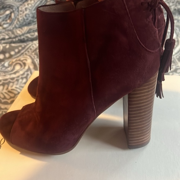 Halogen - Picture 3 of 5